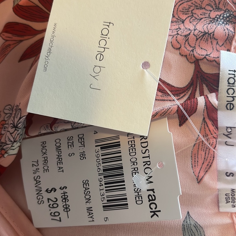 Size small flowered romper - Picture 3 of 4